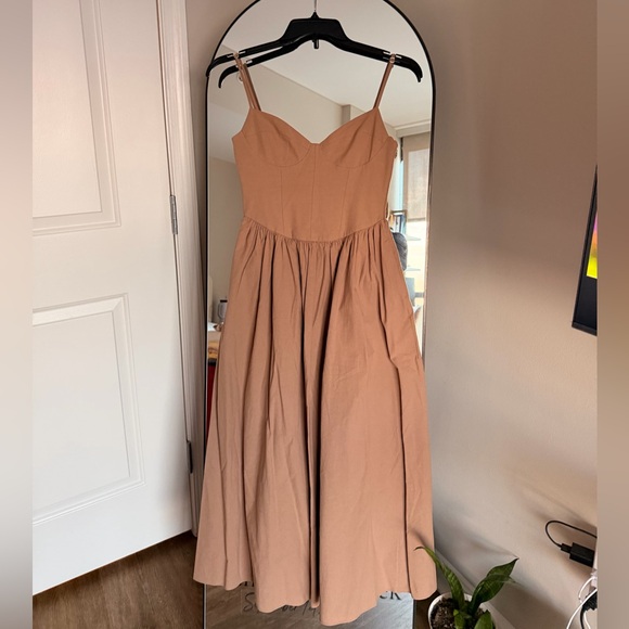 Zara Tan Maxi Dress - Picture 2 of 5